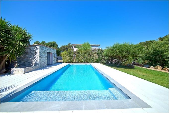 A louer MAISON  7 PIECES 250 M2 PLAGE à PIED SOLARO