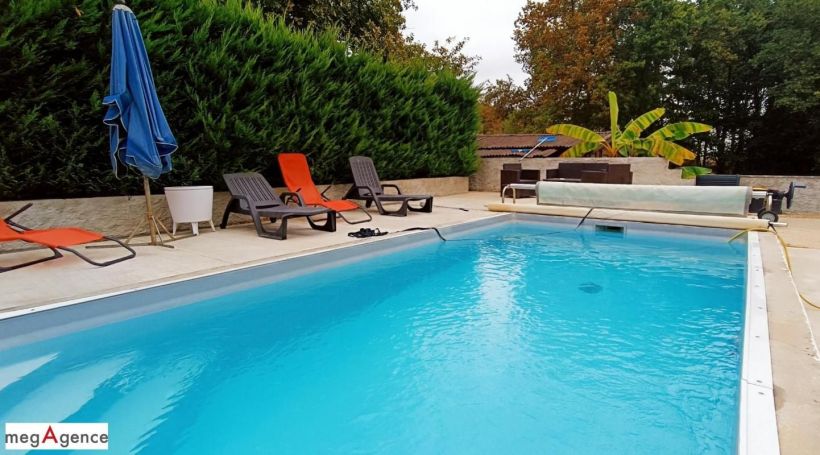 A louer MAISON  6 PIECES 99 M2  CREON