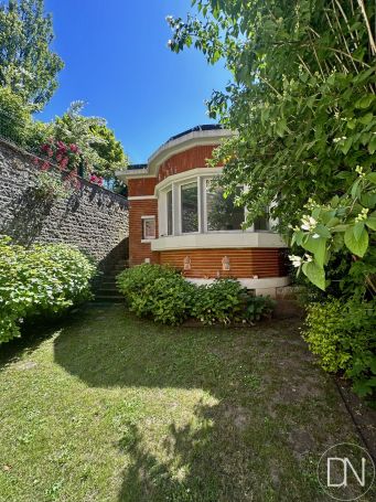 A vendre grande Maison avec jardin 9 PIECES 262 M² Saint-Valery-en-Caux