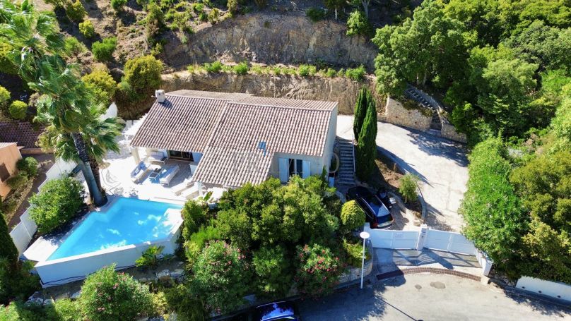 A vendre MAISON  5 PIECES 124 M2 VUE MER LES ISSAMBRES