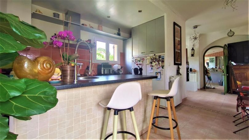 A louer APPARTEMENT T4 73 M2 TERRASSE BORD DE MER CAGNES SUR MER