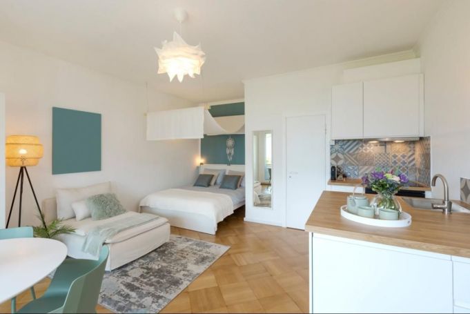 A louer STUDIO NEUF  33 M2 TERRASSE PLAGE à PIED SETE