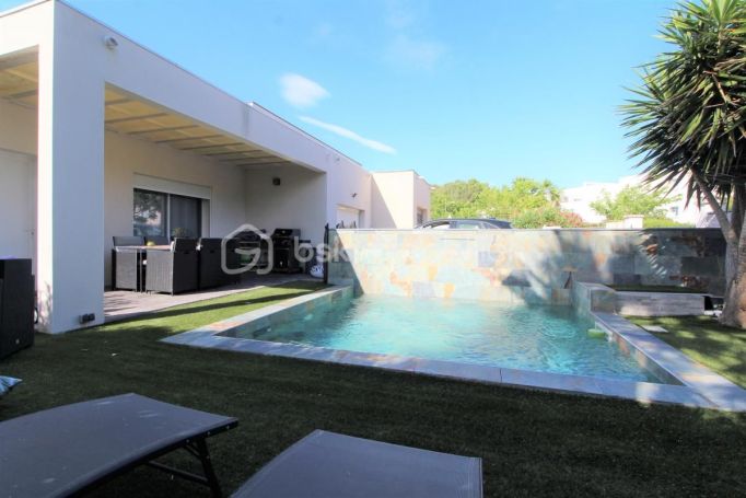 A louer MAISON  CONTEMPORAINE BORD DE MER AGDE