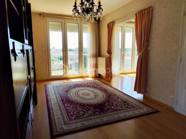 A louer APPARTEMENT T4 73 M2  ROCHEFORT