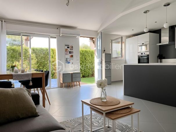 A louer APPARTEMENT DUPLEX T3 69 M2 TERRASSE  LA GAUDE