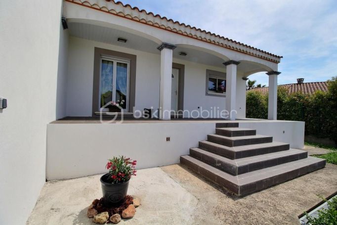 A louer MAISON  4 PIECES 121 M2  SAINT GENIES DE FONTEDIT