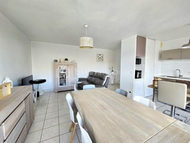 A louer APPARTEMENT T2 51 M2 BORD DE MER BALARUC LES BAINS