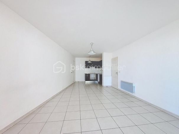 A louer APPARTEMENT T2 50 M2 TERRASSE BORD DE MER LA SEYNE SUR MER