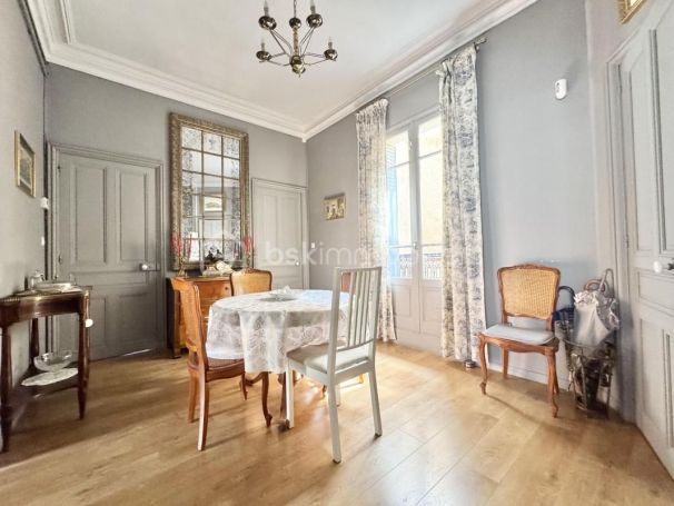 A louer APPARTEMENT T3 103 M2  BEZIERS