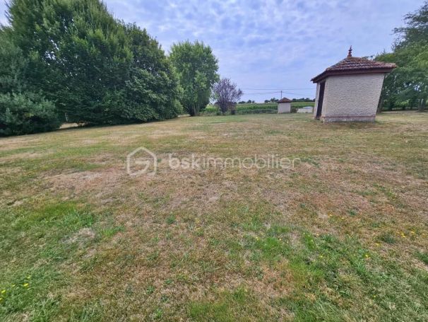 A vendre TERRAIN 1 269 M2  SAINT GEIN
