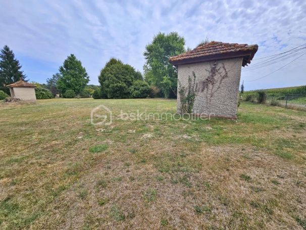 A vendre TERRAIN 1 269 M2  SAINT GEIN