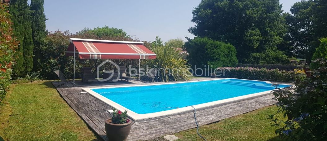 A louer MAISON  D'ARCHITECTE  NARROSSE