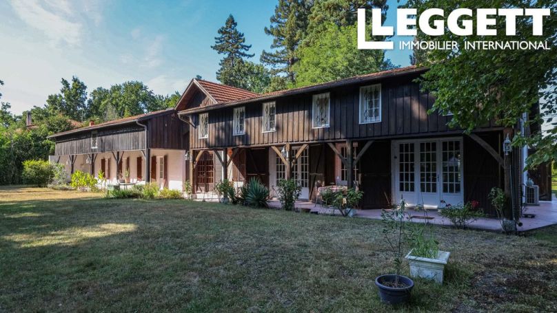 A louer MAISON  DE MAîTRE  MIOS