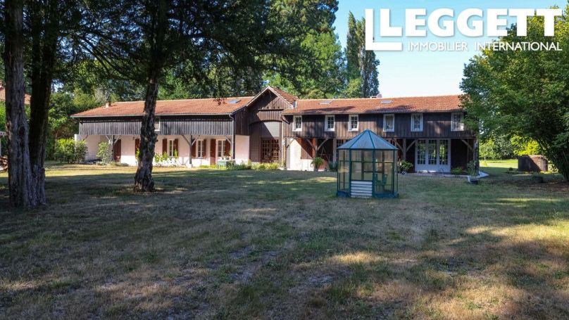 A louer MAISON  DE MAîTRE  MIOS