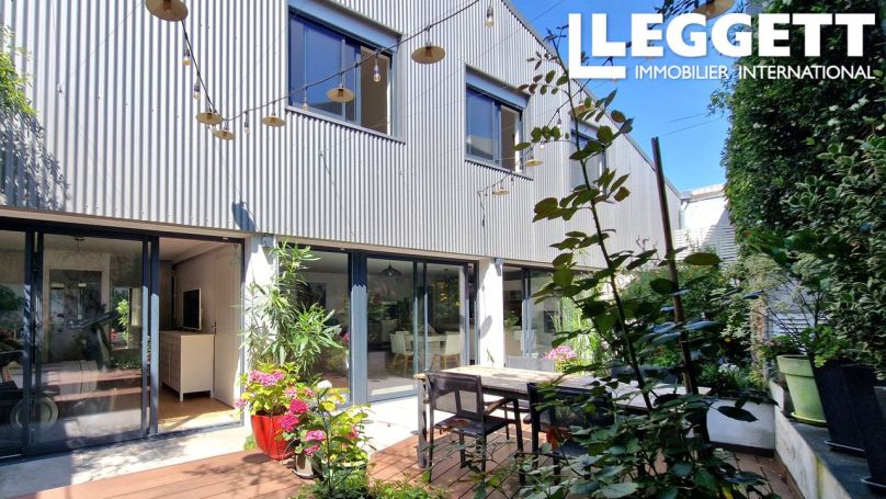 A louer MAISON  5 PIECES 174 M2  BORDEAUX