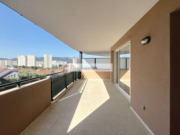 A vendre TRES BEL APPARTEMENT T2 au calme BORD DE MER La Seyne-sur-Mer