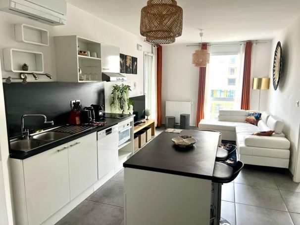 A louer APPARTEMENT T2 42 M2 TERRASSE  MONTPELLIER