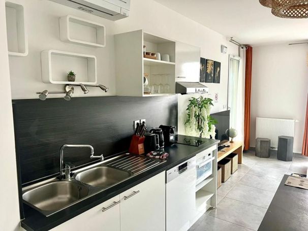 A louer APPARTEMENT T2 42 M2 TERRASSE  MONTPELLIER