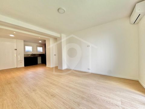 A louer APPARTEMENT NEUF T2 48 M2 TERRASSE BORD DE MER CANNES