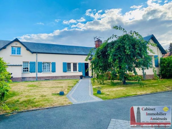 A vendre LONGèRE  5 PIECES 162 M2  PROUZEL