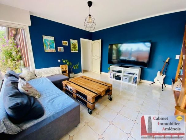 A vendre LONGèRE  5 PIECES 162 M2  PROUZEL