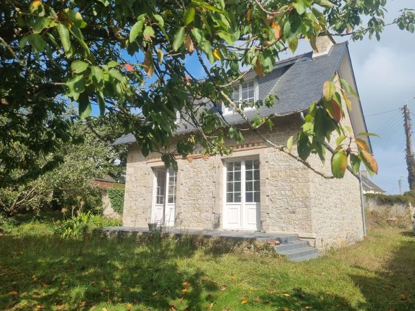A vendre CHARMANTE MAISON ANNEES 20 3 PIECES  Brignogan PLAGE
