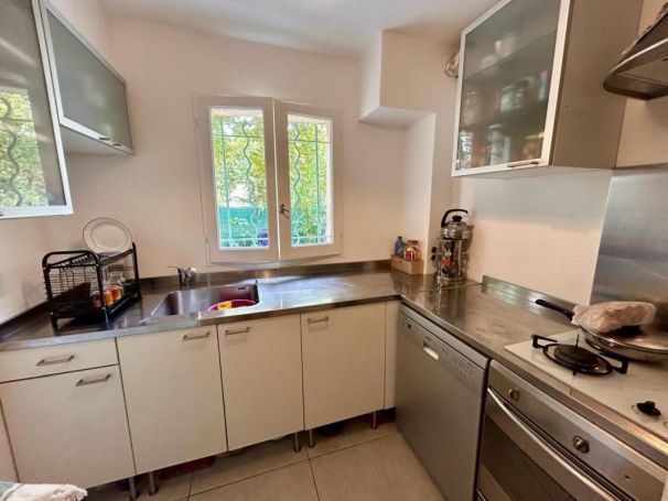 A louer APPARTEMENT T3 65 M2 TERRASSE BORD DE MER COGOLIN