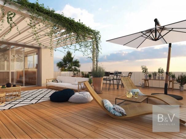 APPARTEMENT T4 84 M2 TERRASSE BORD DE MER ANTIBES