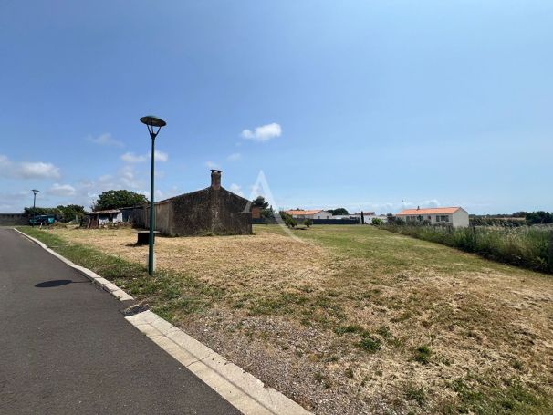 A vendre MAISON  3 PIECES 75 M2 BORD DE MER LONGEVILLE SUR MER