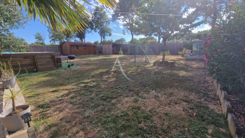 A vendre MAISON  4 PIECES 98 M2  POIROUX