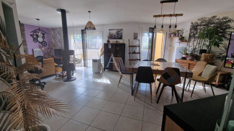 A vendre MAISON  4 PIECES 98 M2  POIROUX