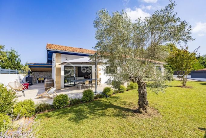 A louer MAISON  CONTEMPORAINE BORD DE MER URRUGNE