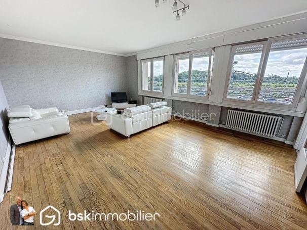 A louer APPARTEMENT T4 112 M2  LENS