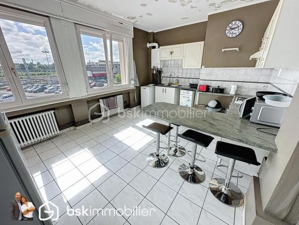 A louer APPARTEMENT T4 112 M2  LENS