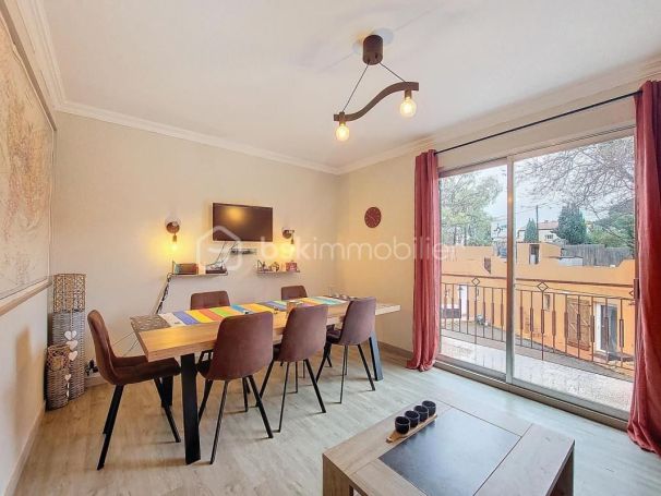 A louer MAISON  4 PIECES 76 M2 BORD DE MER LA SEYNE SUR MER