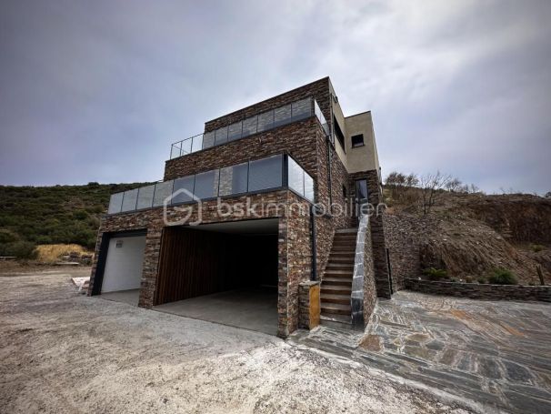 A louer MAISON  CONTEMPORAINE VUE MER PORT VENDRES