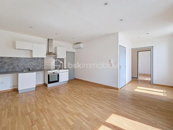 A louer APPARTEMENT NEUF T3 53 M2  COLOMBIERS
