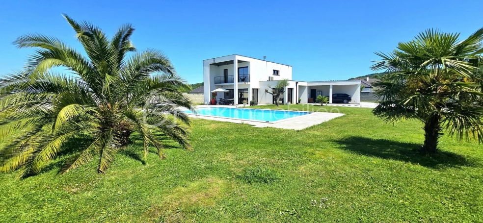 A louer MAISON  D'ARCHITECTE  BORDES