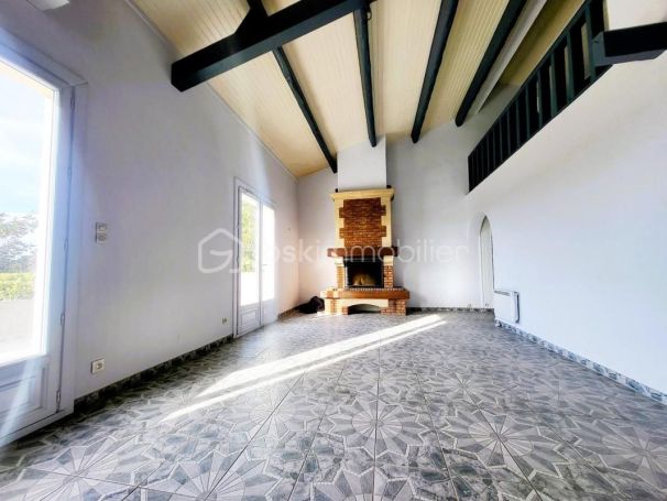 A louer MAISON  6 PIECES 157 M2  THEZAN LES BEZIERS
