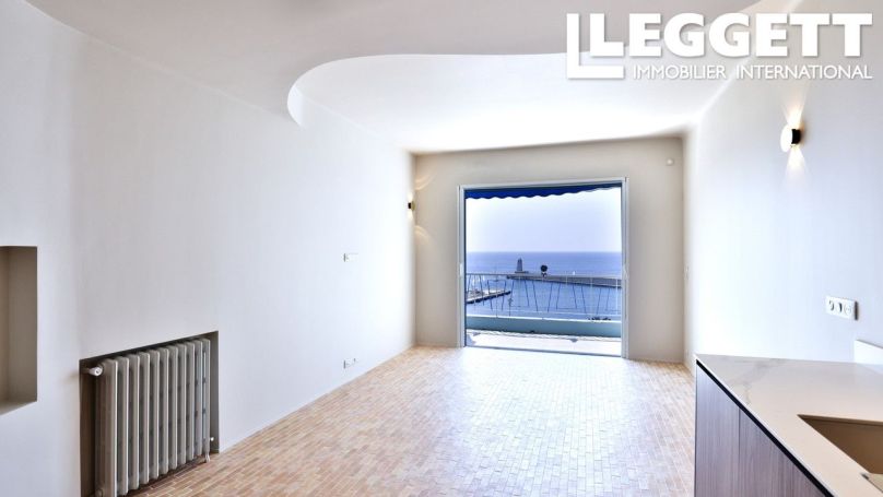 A louer APPARTEMENT T3 77 M2 VUE MER NICE