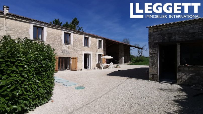 A louer GîTE  DAMPIERRE SUR BOUTONNE