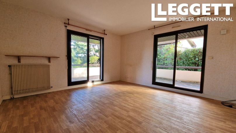 A louer STUDIO  32 M2 TERRASSE  LE BOUSCAT