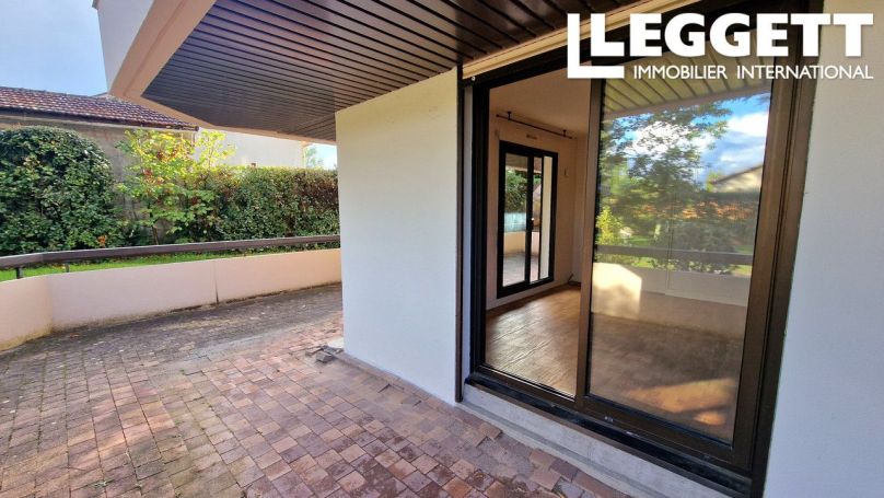 A louer STUDIO  32 M2 TERRASSE  LE BOUSCAT