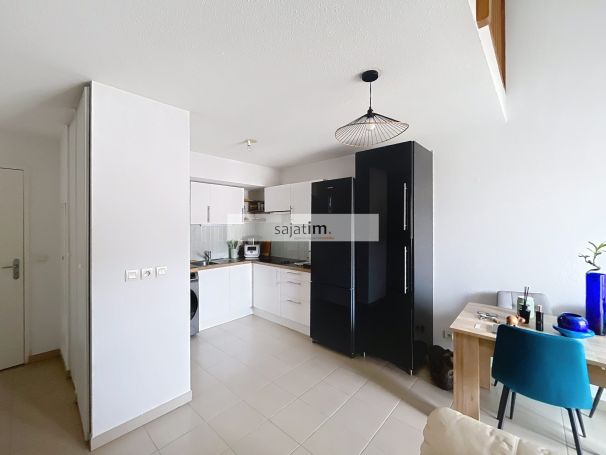 A vendre APPARTEMENT T3 57 M2 BORD DE MER TOULON