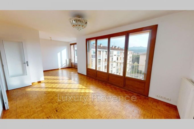 A louer APPARTEMENT NEUF T5 92 M2  GARDANNE