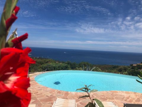 A louer MAISON  4 PIECES 160 M2 VUE MER SAINTE MAXIME