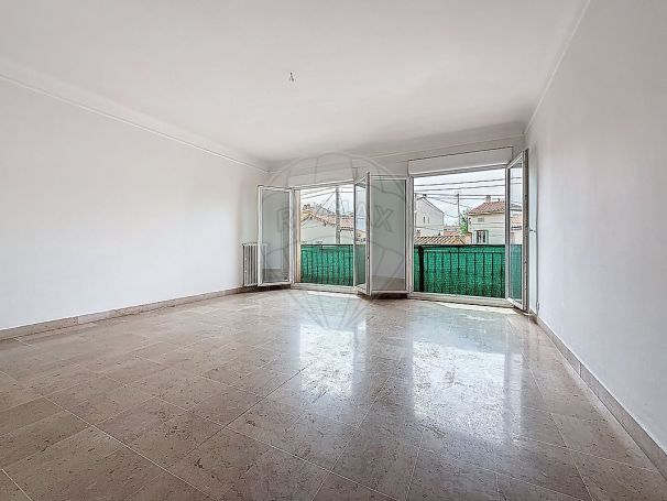 A louer APPARTEMENT T4 91 M2  PERPIGNAN