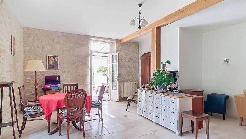 A louer MAISON  DE MAîTRE  LANDERROUET SUR SEGUR