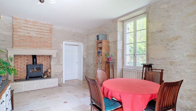 A louer MAISON  DE MAîTRE  LANDERROUET SUR SEGUR