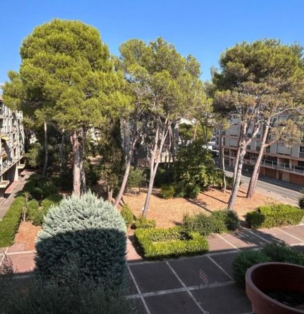 A louer APPARTEMENT NEUF T5 90 M2 BORD DE MER FREJUS